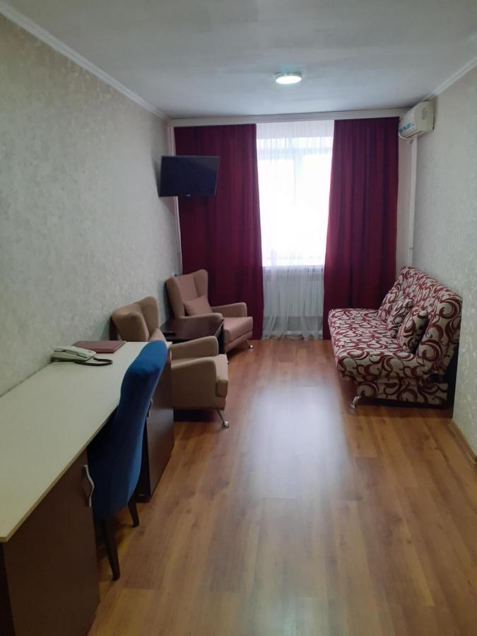 City Hotel Ustʼ-Kamenogorsk Dış mekan fotoğraf